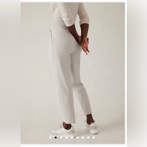 NWOT Athleta Endless High Rise Pant